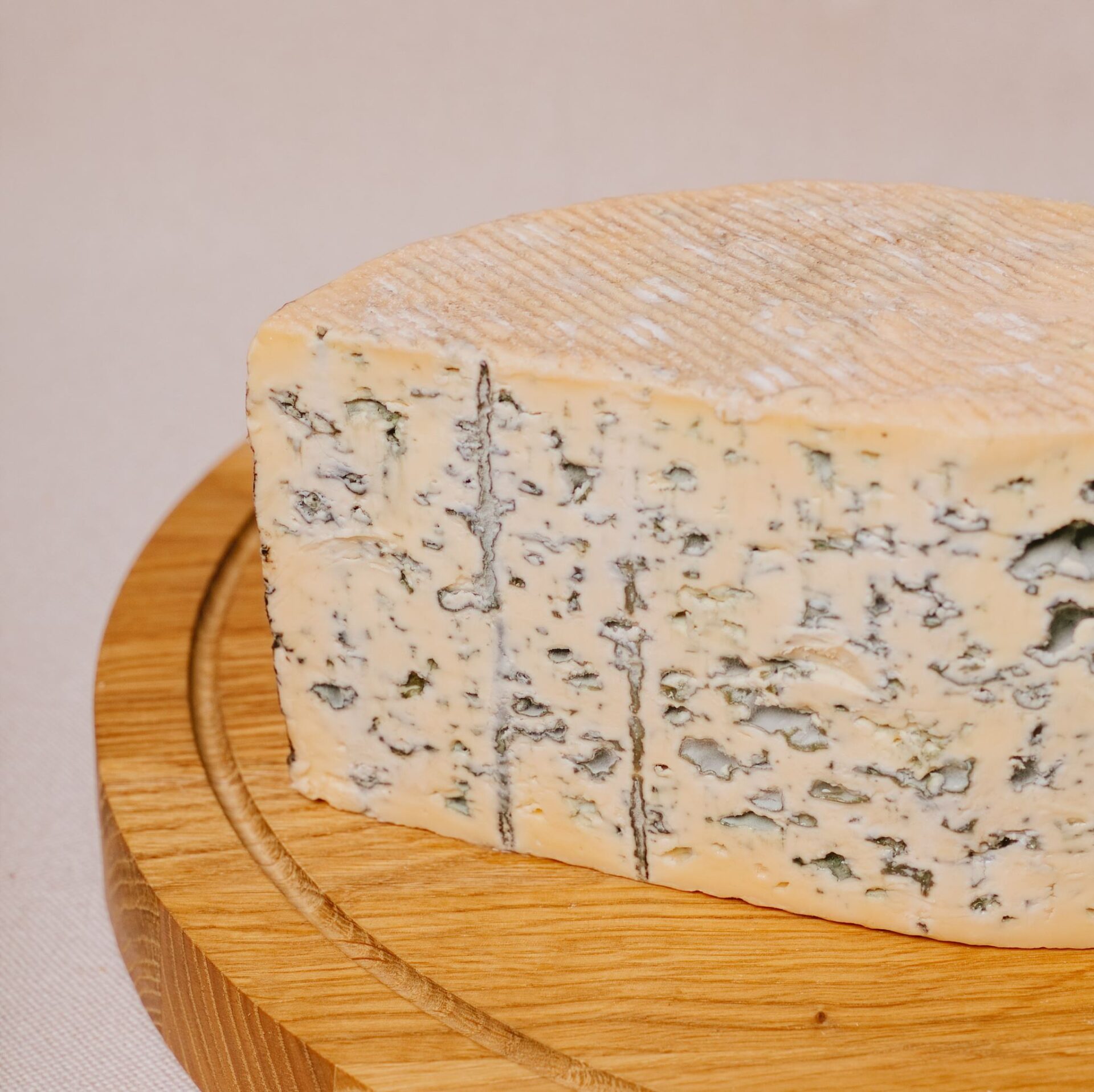 Ser francuski Bleu de Saint Flour - obrazek 2