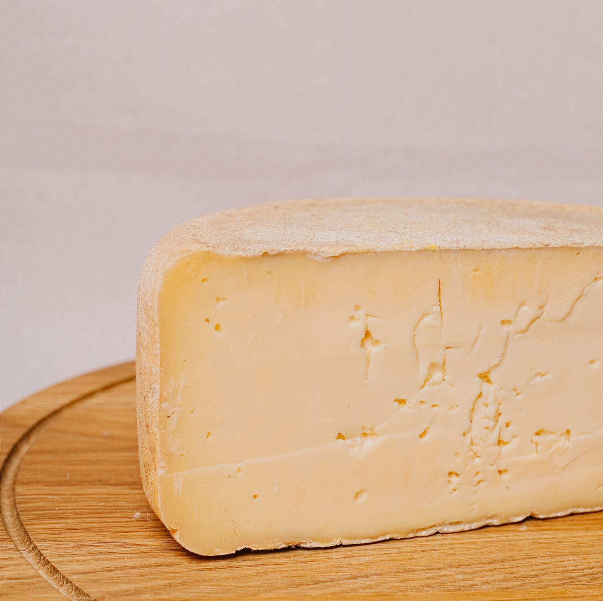 Ser francuski Tomme De Brebis Pyrénées AOP / Francuski ser owczy dojrzewający 10 miesięcy