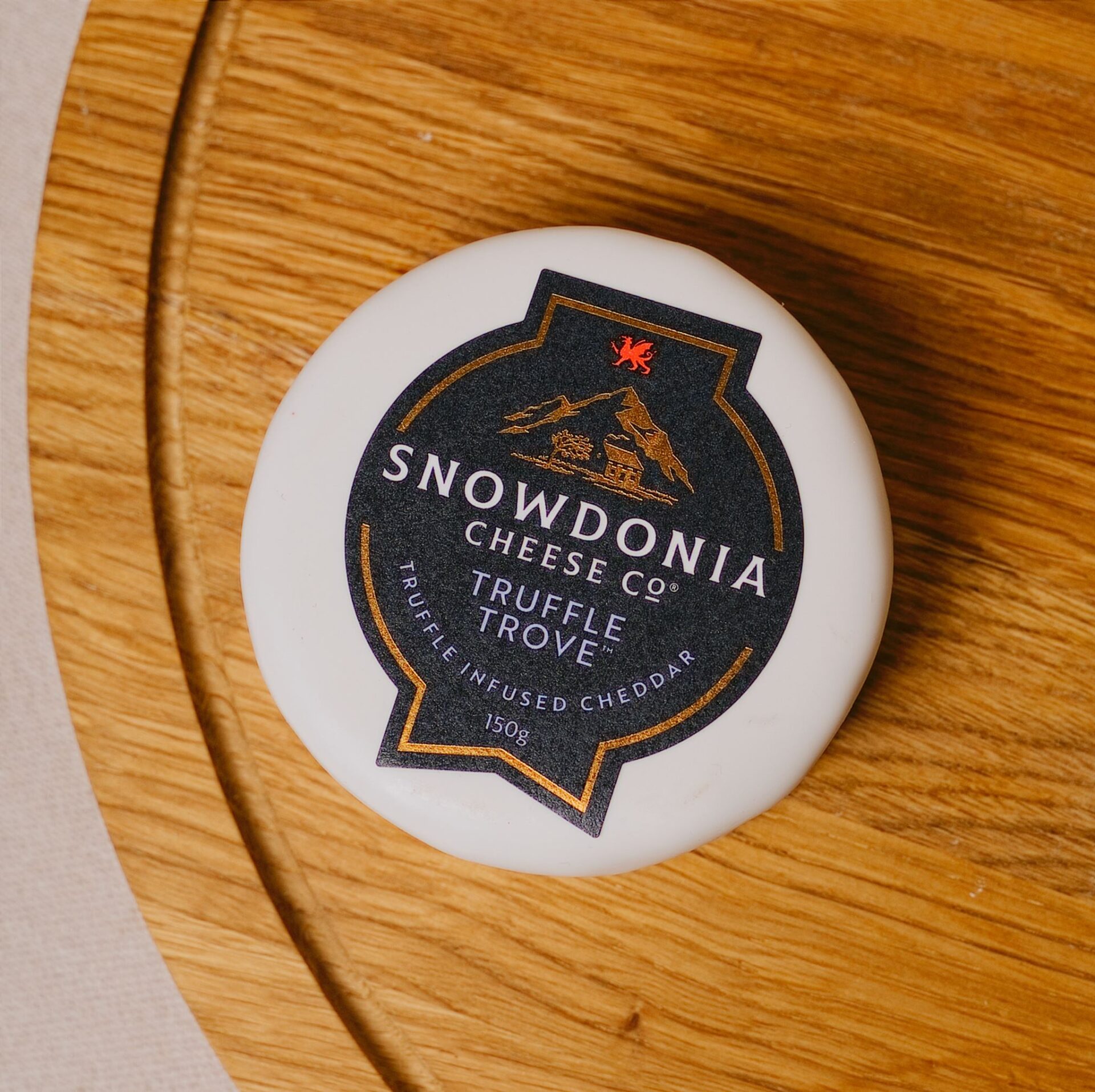 Ser angielski Snowdonia Truffle Trove / cheddar z truflą 150g - obrazek 2